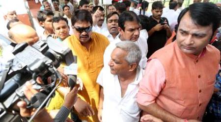 Rajya Sabha polls: Uttar Pradesh MLAs indulge in cross-voting