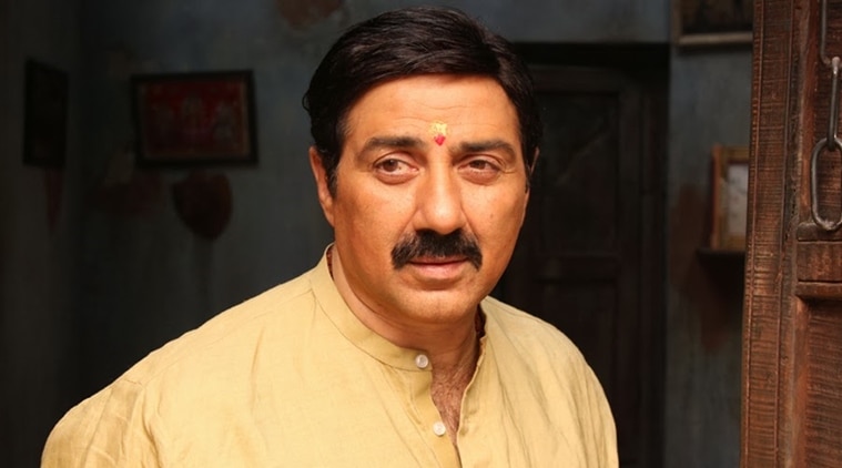 Sunny Deol, Mohalla Assi, MOhalla assi cbfc, Mohalla assi censor board, Mohalla assi controversy, Mohalla assi cuts, Sunny Deol Mohalla assi, Sunny Deol mohalla assi movie, Sunny Deol in mohalla assi, mohalla assi certification