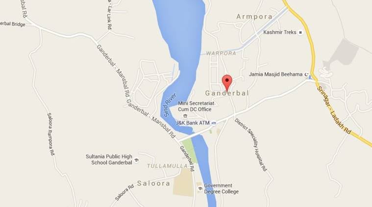 Jammu and Kashmir, J&K police, Kashmir police beaten up, Ganderbal police beaten, Jammu and kashmir police