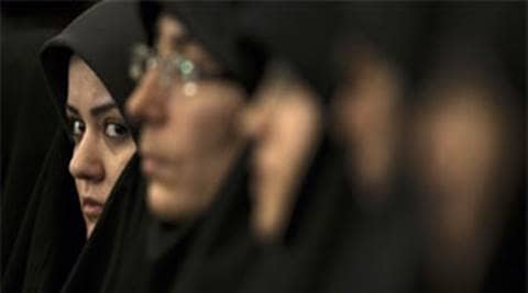 Muslim teacher told to hang herself with headscarf in US