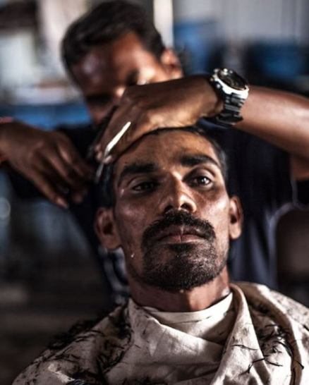 Photos India To Iraq This ‘nomad Barber Travels The World Cutting Hair At Exotic Locales