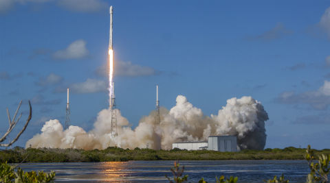 SpaceX wins second NASA contract to take astronauts to ISS
