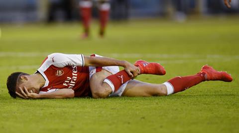 Gabriel Paulista Injury Adds To Arsenals Defensive Worries Football