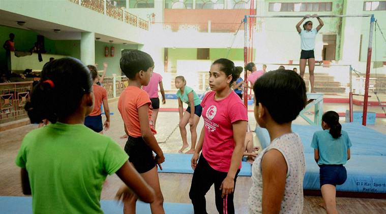 Dipa Karmakar, Dipa Karmakar BMW Car, Dipa Karmakar BMW Car gift, Dipa Karmakar BMW Sachin, Dipa Karmakar Sachin Tendulkar, Sports