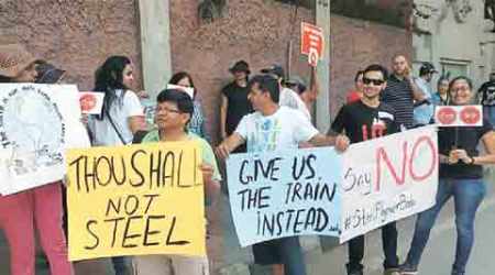 karnataka, bengaluru, bengaluru steel flyover, bengaluru steel flyover protests, bengaluru airport, bengaluru steel flyover project, kempegowda international airport, india news, indian express