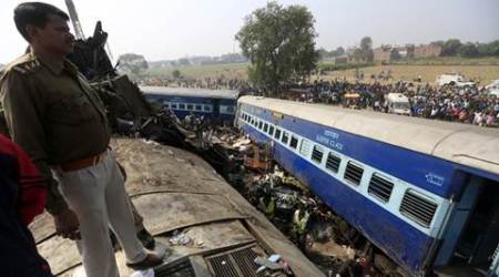 indore patna express, train accident, kanpur, patna indore express, train accident today, derailment, train derailment, patna train derailed, india news, indian express