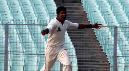 23 wickets fall as Bengal, Baroda struggle