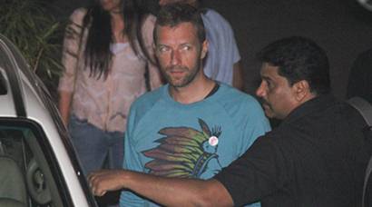 Chris Martin, Chris Martin coldplay, coldplay concert, Chris Martin bollywood, bollywood Chris Martin, farhan akhtar, farhan akhtar images, farhan akhtar pics, Arjun Rampal, Zoya Akhtar, kiran rao, entertainment photos, indian express, indian express news