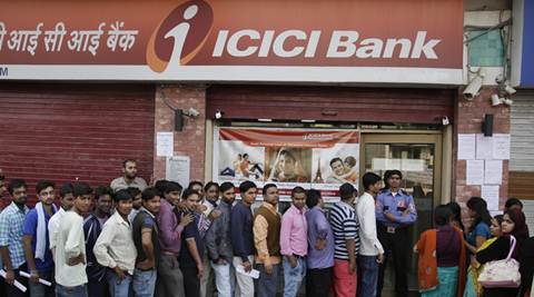 vegetable vendor dies, man die in bank, bank queue death, demonetisation death, Delhi death case, Oriental Bank of Commerce, atm queue, bank queue, demonetisation ill effect, indian express news