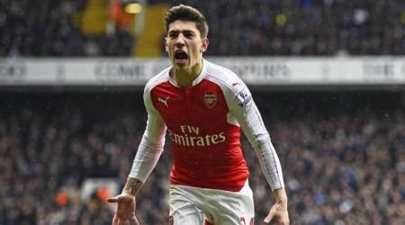 Hector Bellerin out of AC Milan clash with knee injury