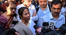 West Bengal CM Mamata Banerjee, Delhi CM Arvind Kejriwal Protest Against Demonetisation