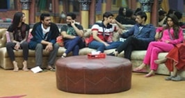 Bigg Boss 10 November 14 Review: Contestants Still Stand Divided Between Indiawaale And Celebrities