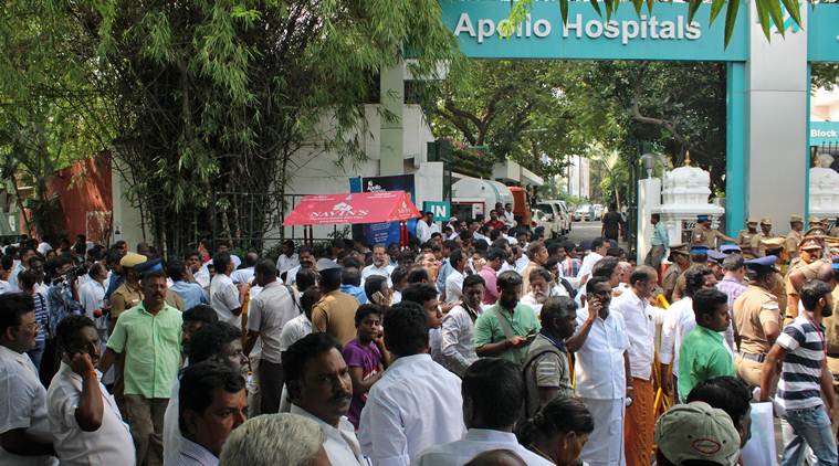 people jayalalitha in hospital க்கான பட முடிவு