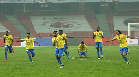 ISL 2016: Kerala Blasters through to the finals as Delhi  Dynamos fail to score in penalties