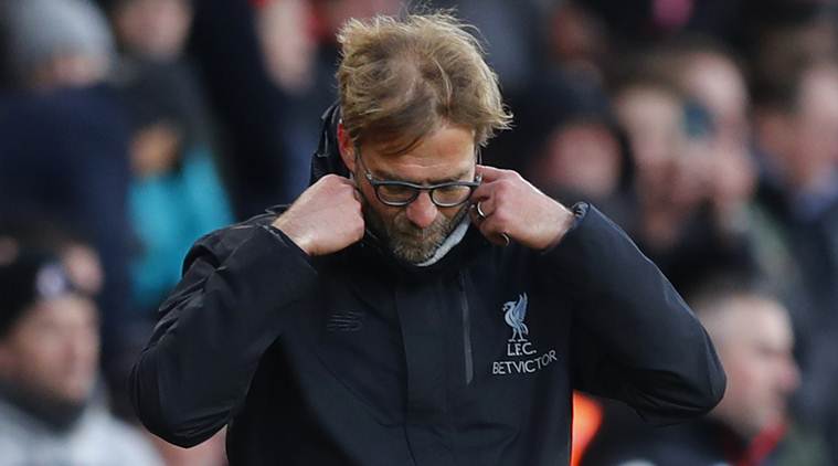 Liverpool manager Juergen Klopp looks dejected