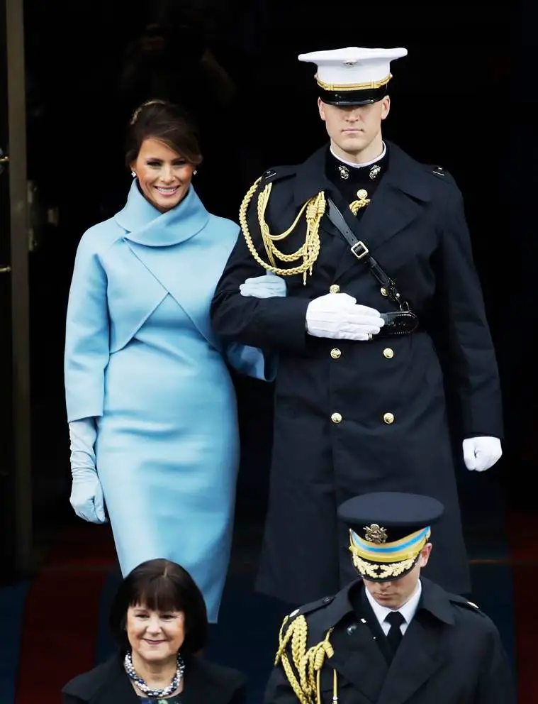 Αποτέλεσμα εικόνας για melania trump inauguration pics