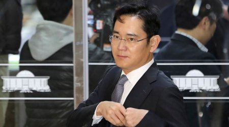 South Korea prosecutors seek 12-year jail term for Samsung scion Lee Jae-yong