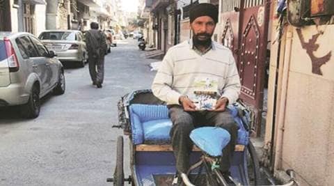 Ludhiana: Rickshaw puller's book on experiences with passengers ... - The Indian Express