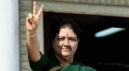 Sasikala camp claims more MLAs, Stalin asks: Will govt stay till June 14?