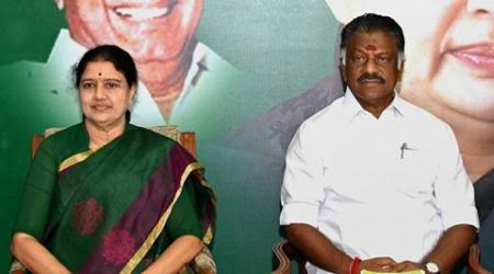 AIADMK crisis LIVE updates: Sasikala meets Governor, stakes claim to form govt in Tamil Nadu