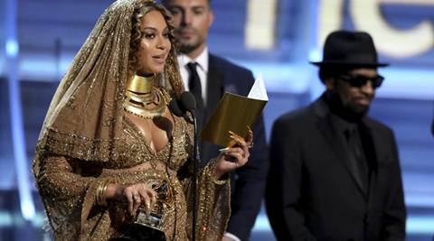 Beyonce gives voice to ‘our  pain’ in powerful Grammy 2017 acceptance speech. See pics, video