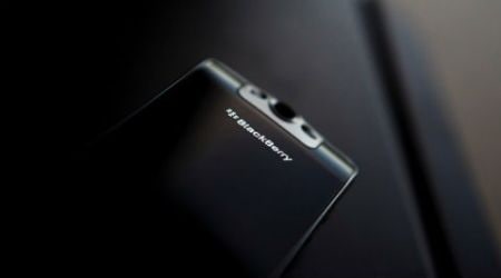 BlackBerry, freed of handsets, looks to software for return to glory