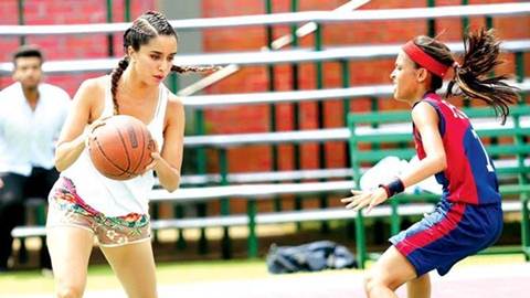 Half Girlfriend: Shraddha Kapoor sheds her  girl-next-door image. See a new Shraddha in this pic