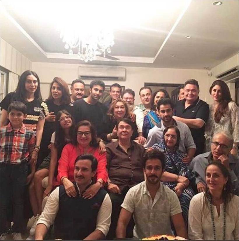 kareena kapoor, karisma kapoor, saif ali khan, babita birthday party, Kapoor family, rishi kapoor, randhir kapoor, kareena kapoor image