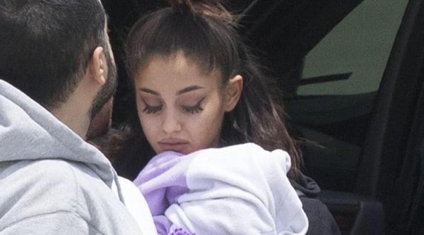 Ariana Grande In Tears As She Returns Home After Manchester Arena