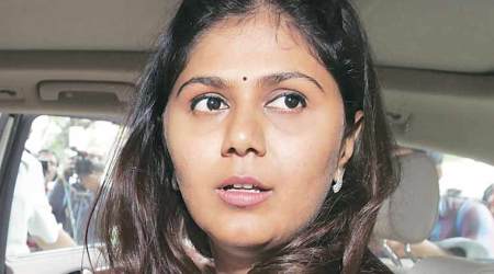 Pankaja Munde plays down corruption charge by AAP leader