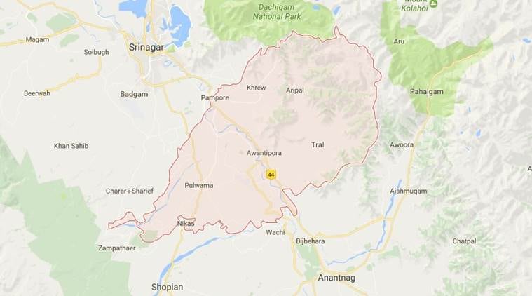 pulwama attack, kashmir, jammu kashmir, militant attack, army attacked, indian express news