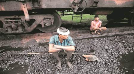 Fire underground, Railways scrambles to exit Jharia