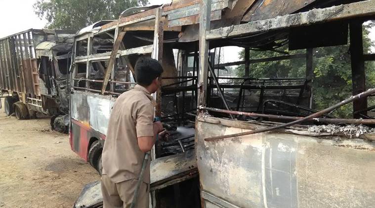 bareilly accident, bareilly bus accident, bareilly truck accident, india news