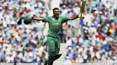 India vs Pakistan Champions Trophy 2017 final: India lose Rohit, Virat cheaply in 339-run chase