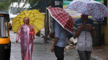 Mumbai experiences heavy rainfall, waterlogging reported in parts of city