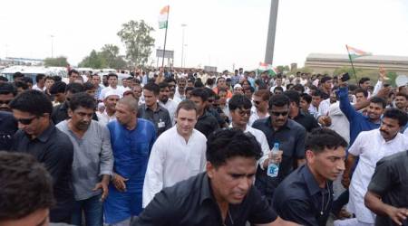 Rahul Gandhi at Madhya Pradesh border: Farmers not given same respect as jawans