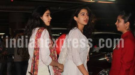Sara Ali Khan, Jhanvi Kapoor are twinning in their desi look. Are they new best friends of Bollywood?