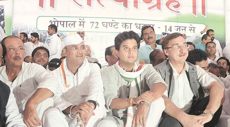 Madhya Pradesh, MP farmers protest, Mandsaur, Shivraj Singh Chouhan, Mandsaur farmers protest, farmer suicides, madhya pradesh farmer agitation, farmer loans, shivraj singh chouhan , jyotiraditya scindia, maharashtra farmers, india news