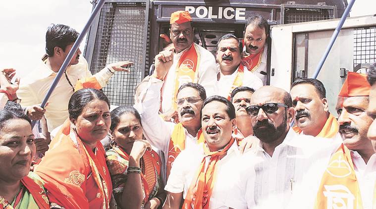 Shiv Sena, Maharashtra farmers' strike, Maharashtra farmers, Maharashtra farmers demands', maharashtra agrarian crisis
