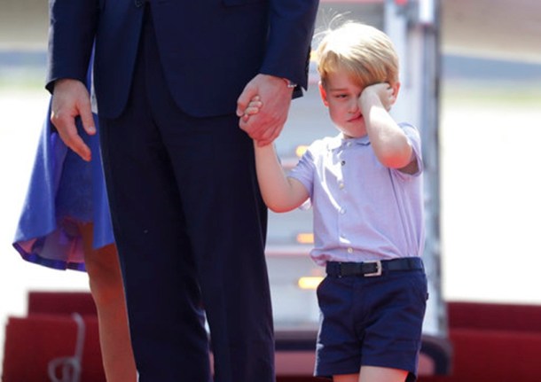 Royal visit, What's happening around the world, World news