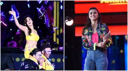 IIFA 2017 performance: Alia Bhatt mesmerises audiences by singing and dancing to popular tracks. See photos, videos