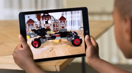 Apple’s one billion devices will give it edge over Google in Augmented Reality