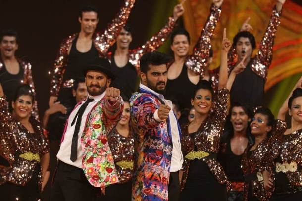 iifa, iifa 2017, arjun kapoor, iifa hosts 2015, ranveer singh, iifa