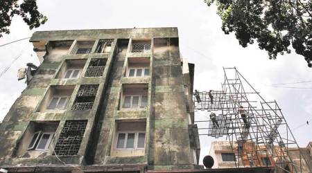 Despite eviction notices: People continue to live in 498 ‘dangerous’ buildings