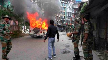 Pro-Gorkhaland supporters, police clash in Darjeeling hills