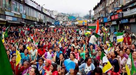 Alipurduar: Clash between Gorkhaland supporters, cops; several hurt