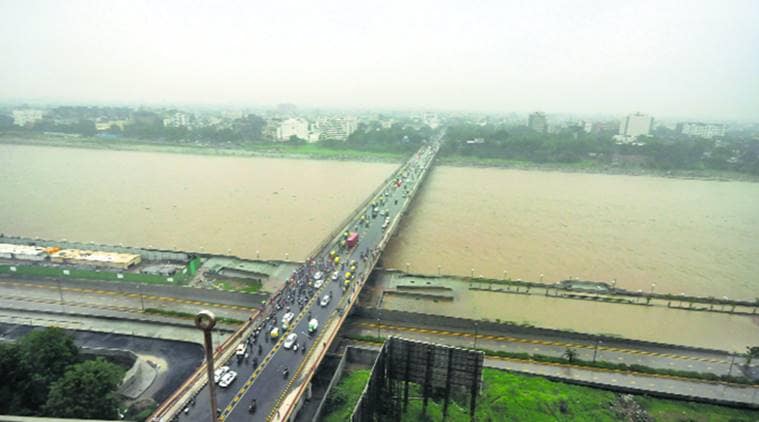 Gujarat floods, Gujarat rainfall, Gujarat floods relief camps, National Disaster Response Force, Gujarat floods NDRF, gujarat news, indian express news