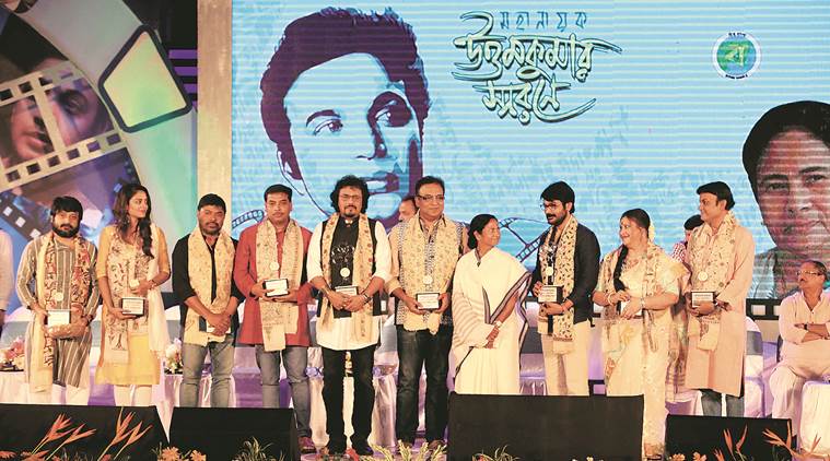  Mamata Banerjee, Mahanayak Samman, Mahanayak Samman kolkata,  Bengali film, Tapan Sinha, Rithik Ghatak, latest news, Kolkata, Kolkata news