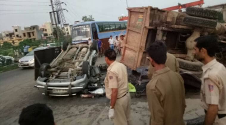 Delhi accident, Delhi road accident, NH-24, NH-24 accident, delhi roads,delhi police,