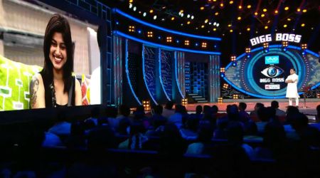 Bigg Boss Tamil: Kamal Haasan protects Oviya, exposes Juliana's lies